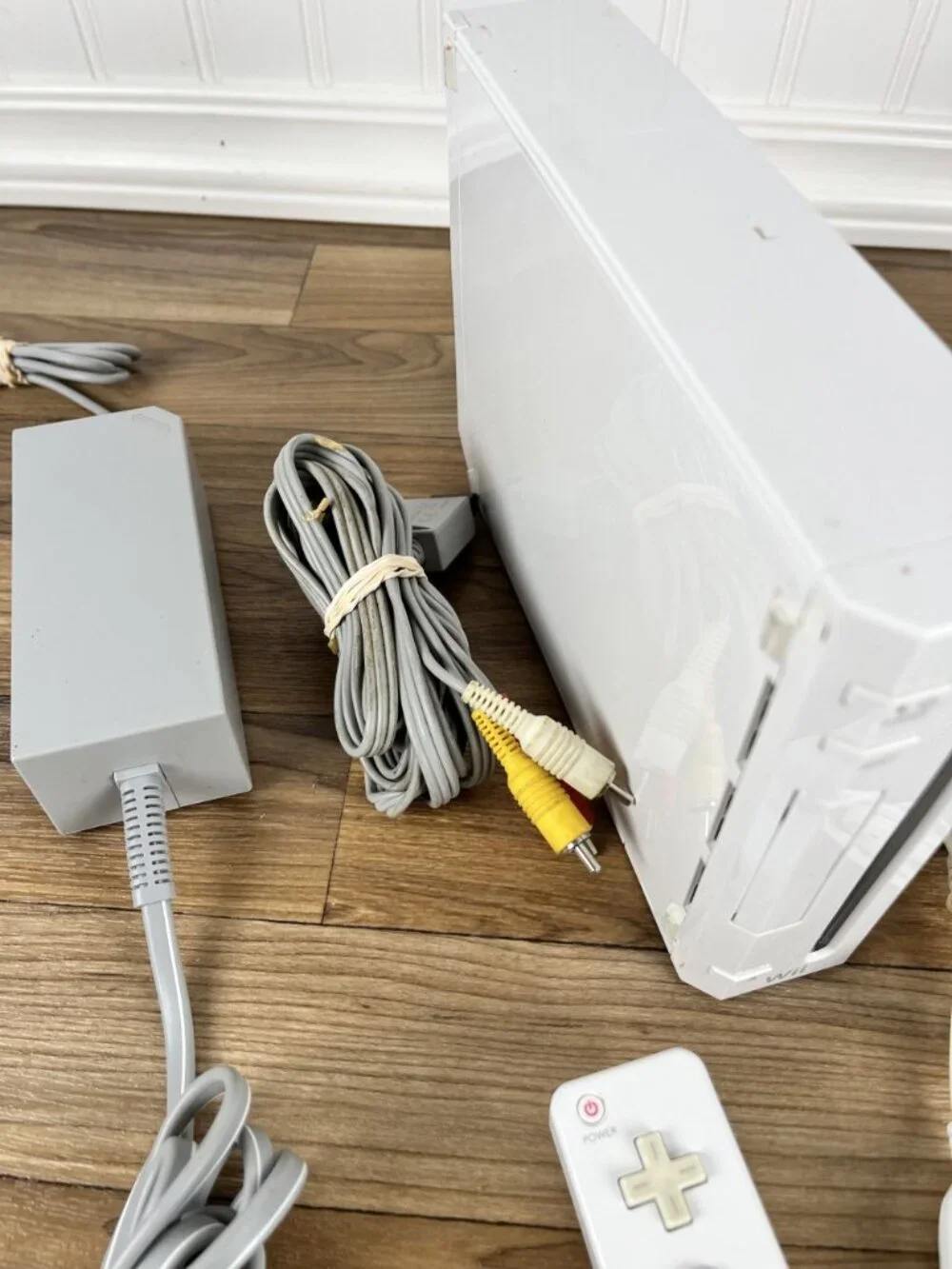 Nintendo Wii Backwards GameCube Compatible Console RVL-001 OEM LOT W REMOTE READ